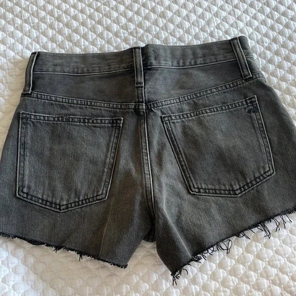Madewell Jean Shorts - Picture 3 of 3